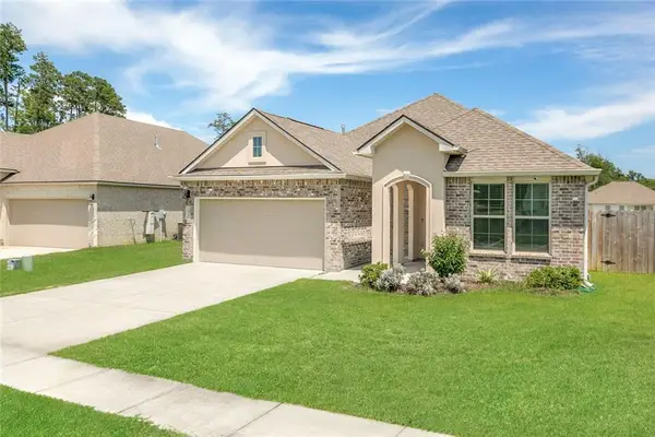 34220 Garnet Lake Drive, Walker, LA 70785