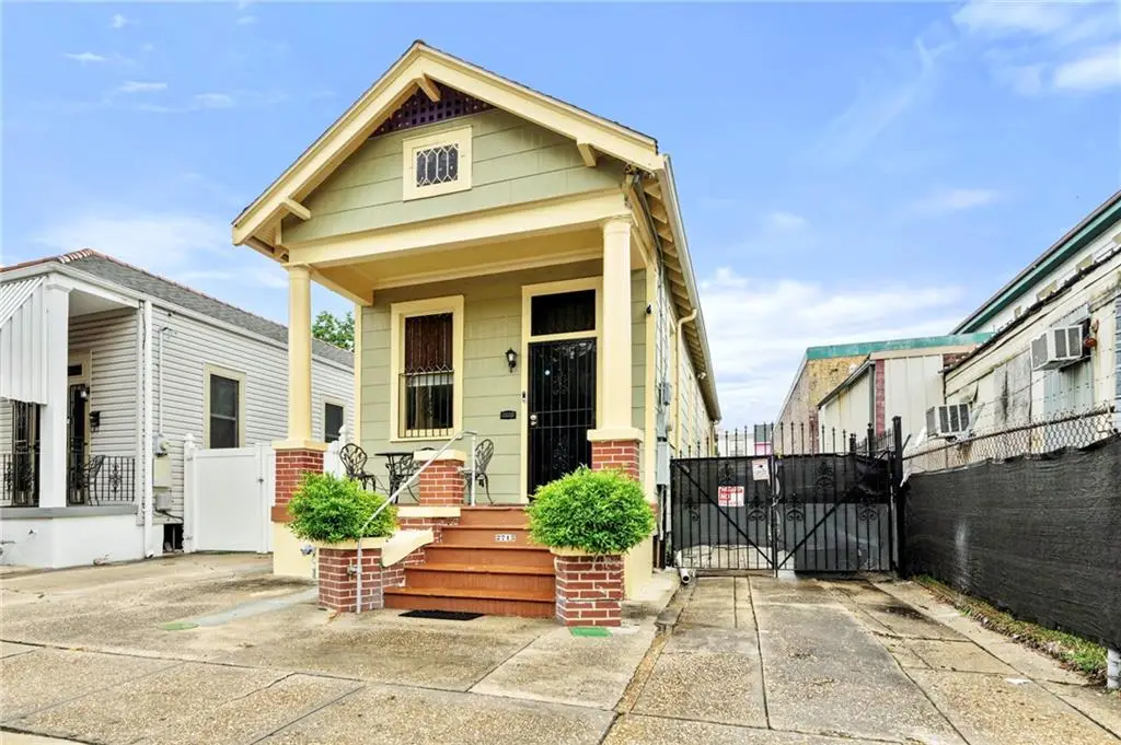 2715 Palmyra Street, New Orleans, LA 70119 - Image #1