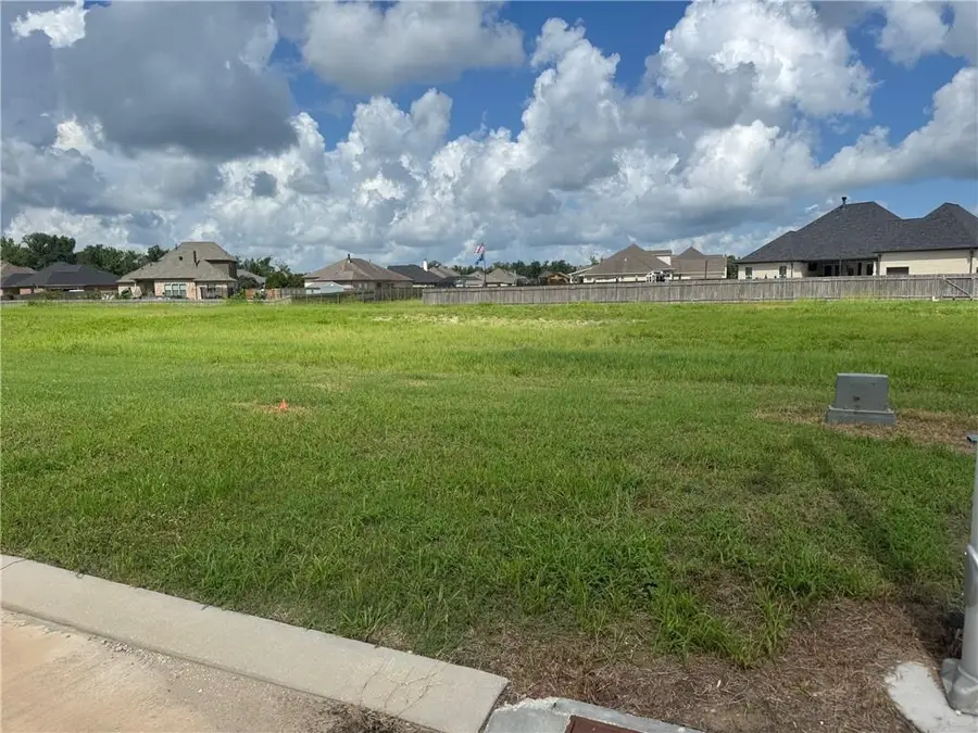 332 Sophia Drive, Luling, LA 70070 - Image #2