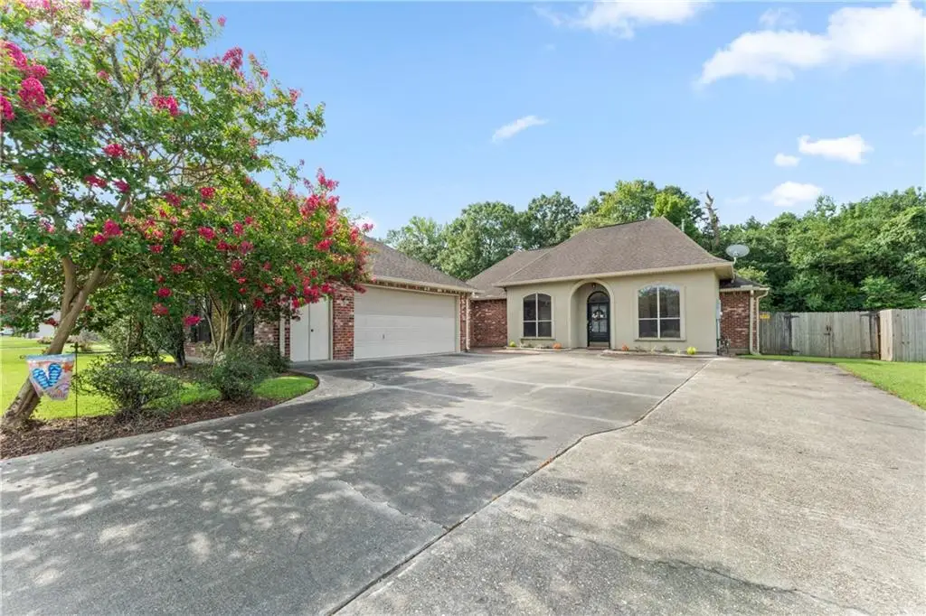 12436 Fawnwood Drive, Walker, LA 70785 - Image #1
