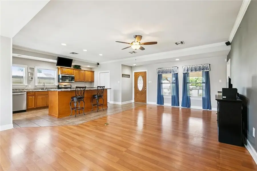 311 W Saint Jean Baptist Street, Chalmette, LA 70043 - Image #2