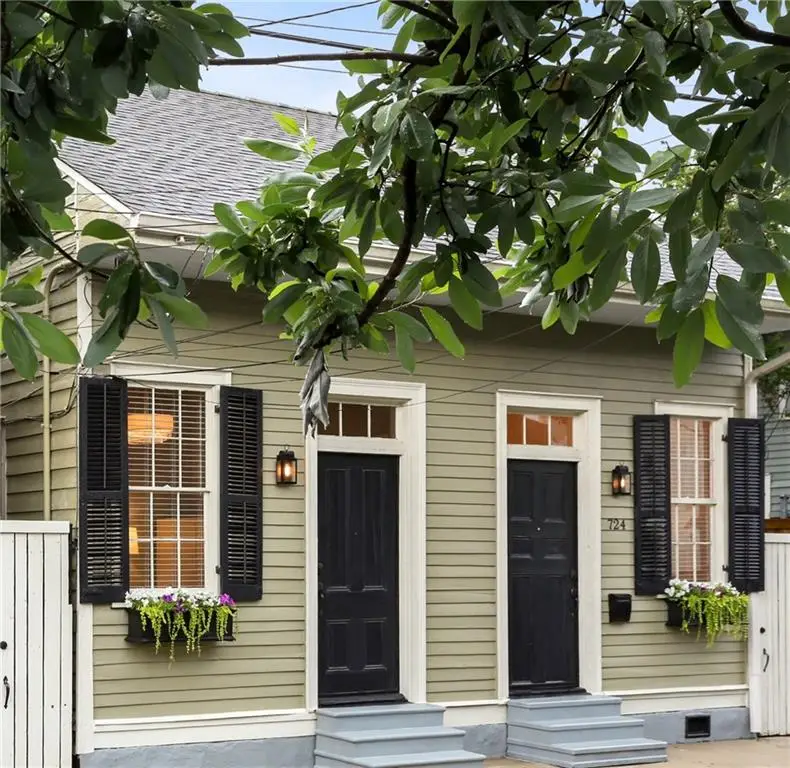 724 Port Street, New Orleans, LA 70117 - #1