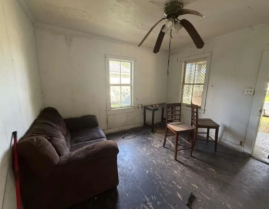 Address Withheld By Seller, New Iberia, LA 70560 - Image #3