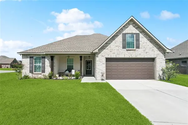 42353 Hamilton Lane, Ponchatoula, LA 70454