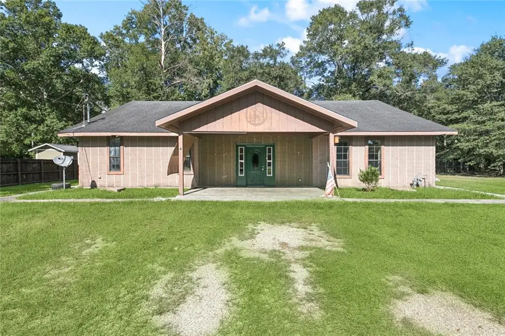 240 Charles Sinagra Avenue, Independence, LA 70443 - Image #1