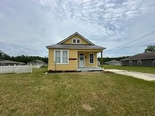 42284 Warren Drive, Ponchatoula, LA 70454