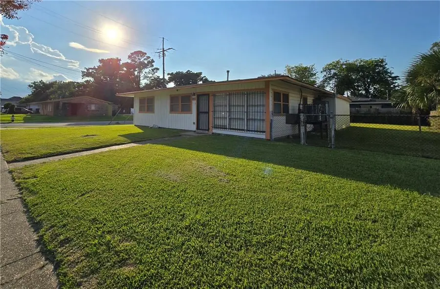 4801 Stephen Girard Avenue, New Orleans, LA 70126 - Image #3