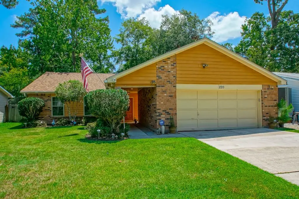 220 Forest Loop, Mandeville, LA 70471 - Image #1