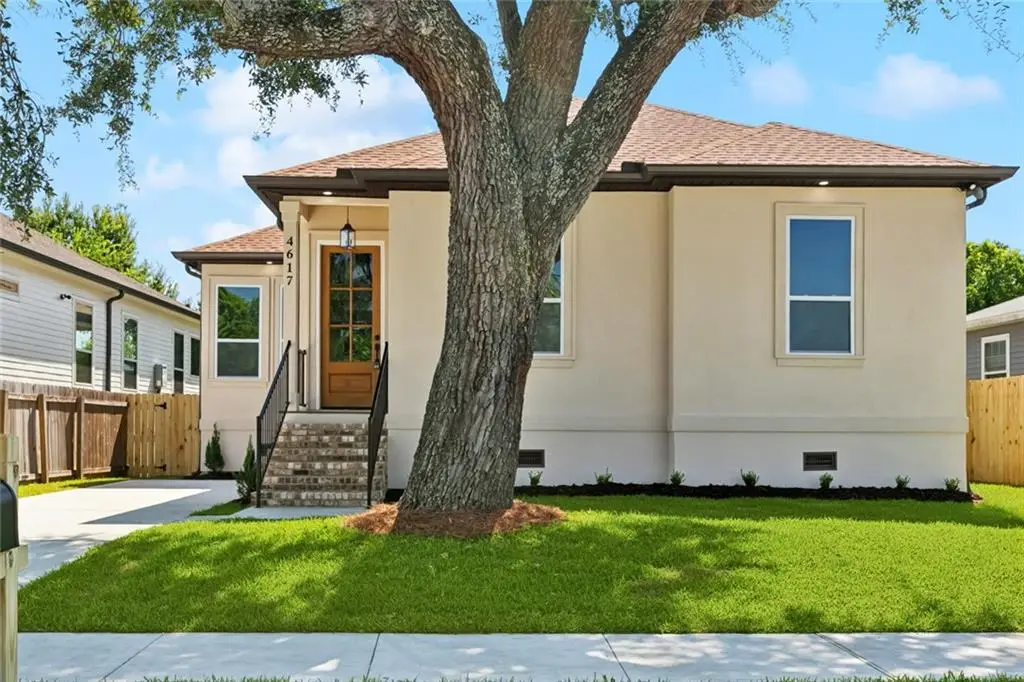 4617 Metropolitan Drive, New Orleans, LA 70122 - Image #1