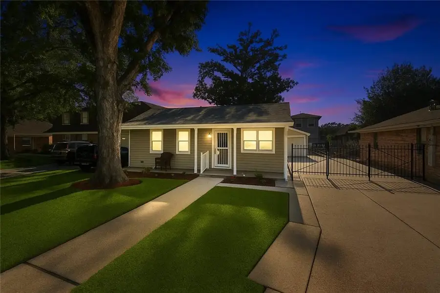 429 Aris Avenue, Metairie, LA 70005 - Image #2