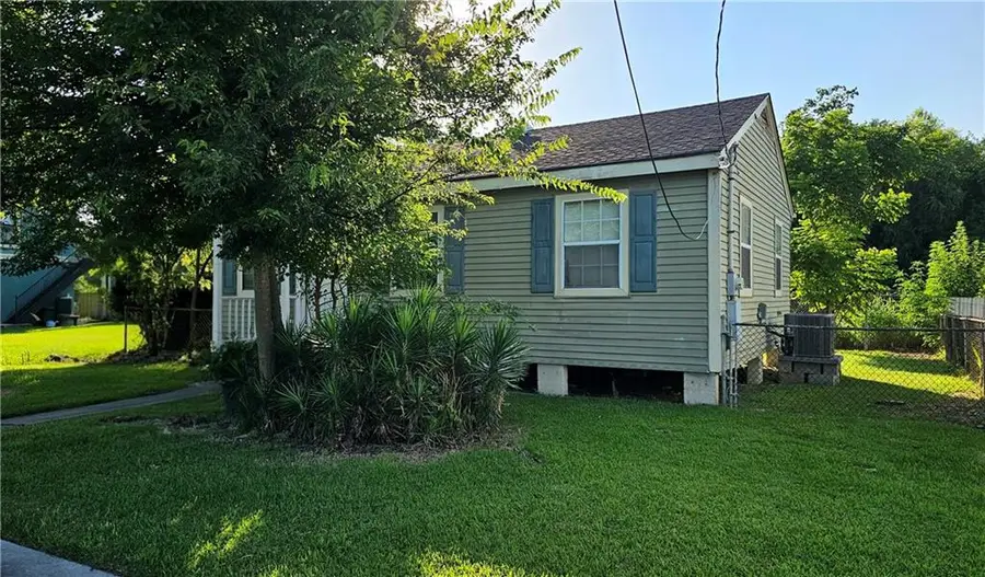 407 Center Street, Arabi, LA 70032 - Image #3
