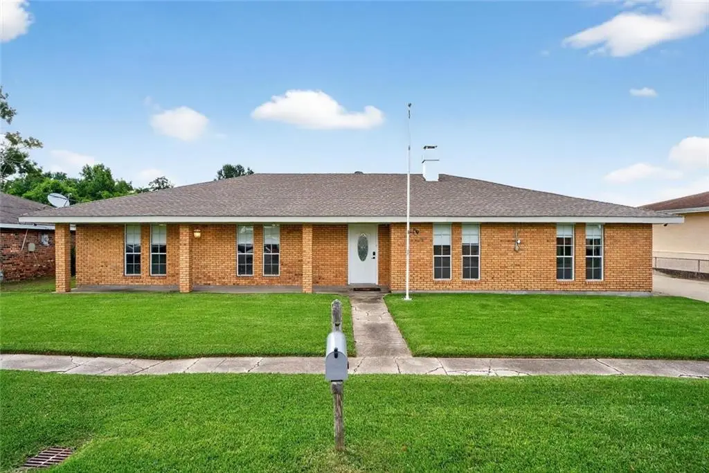 1305 Orchid Drive, Harvey, LA 70058 - Image #1
