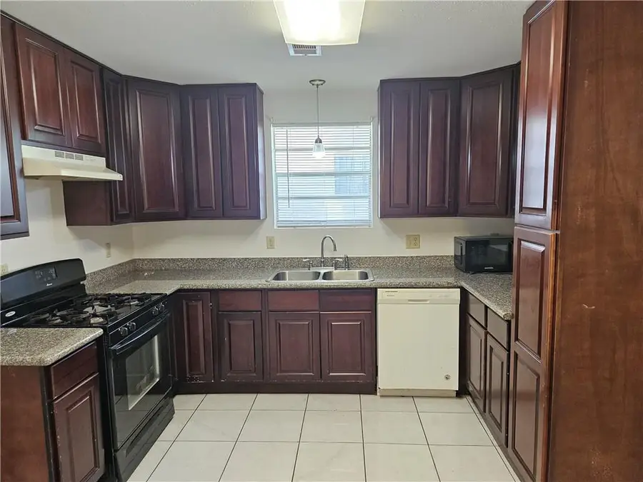 9308 Olive Street, New Orleans, LA 70118 - Image #2