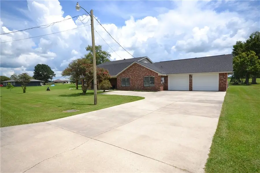 511 Eagle Drive, Raceland, LA 70394 - Image #3