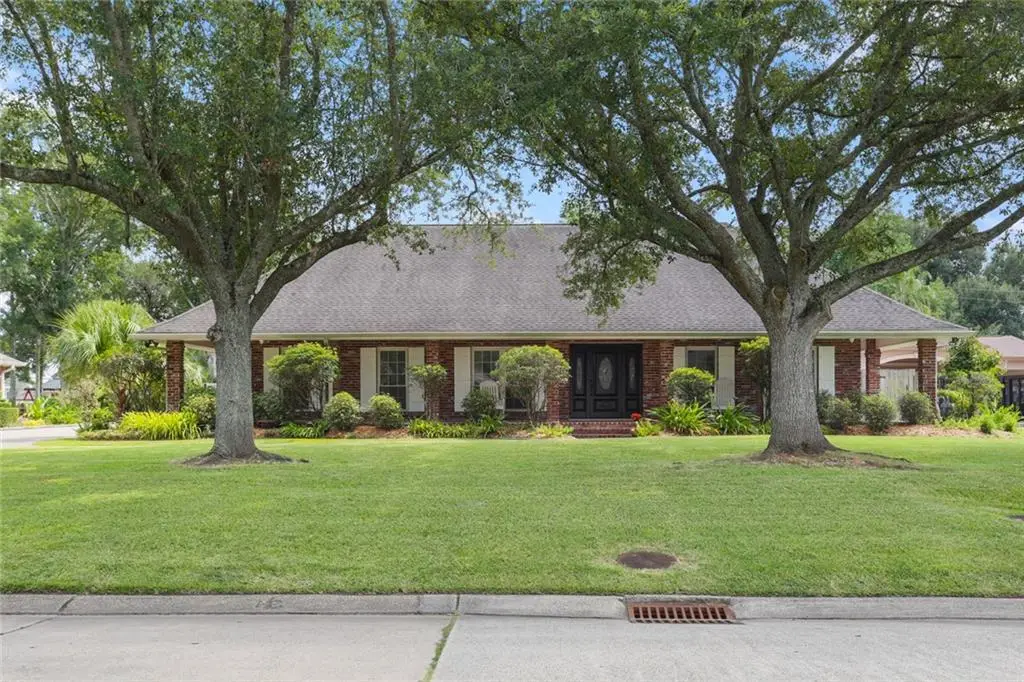 2516 Cypress Lawn Drive, Marrero, LA 70072 - Image #1