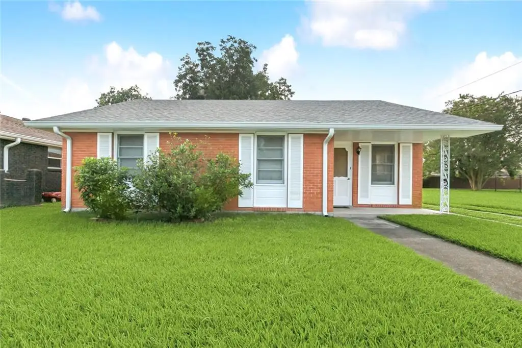 39 W Pamela Place, Arabi, LA 70032 - Image #1
