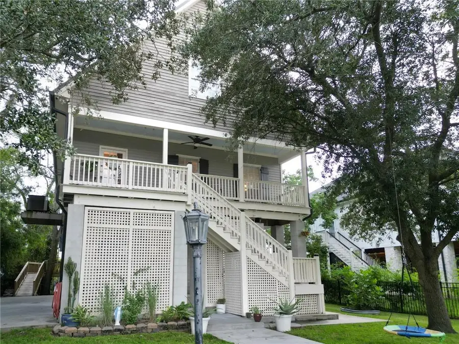 225 West Street, Mandeville, LA 70448 - #2