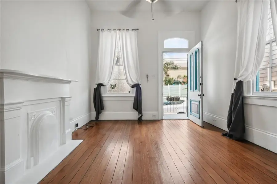 827-829 St Ferdinand Street, New Orleans, LA 70117 - #2