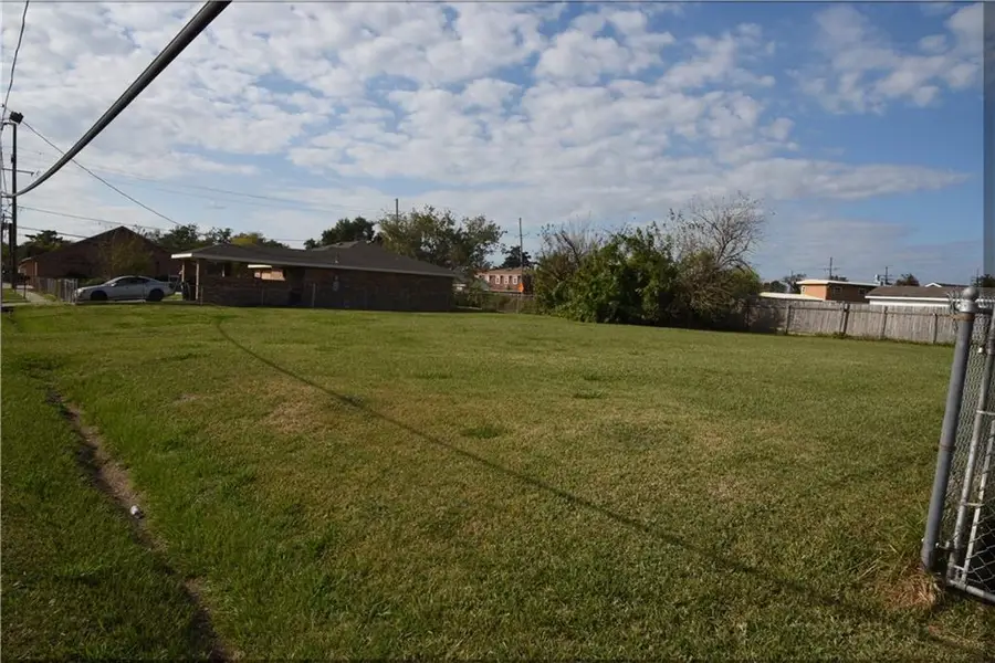 Lawrence Street, New Orleans, LA 70114 - #2