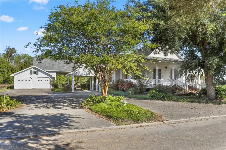 402 W 121 Street, Cut Off, LA 70345 - #3