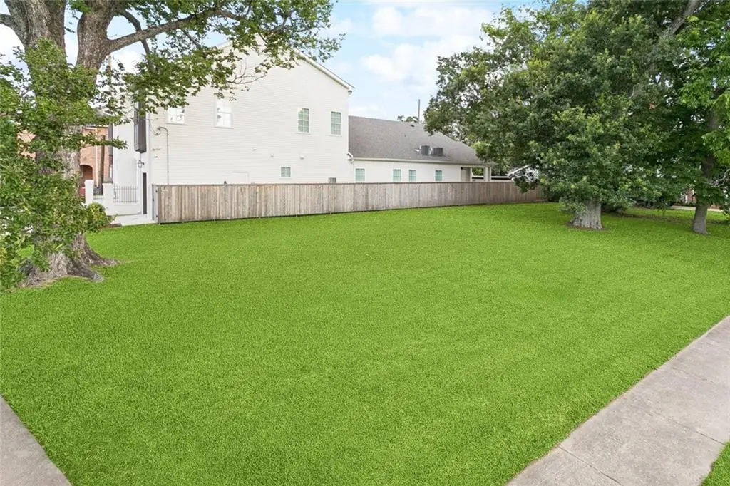 101 Glenwood Drive, Metairie, LA 70005 - Image #1