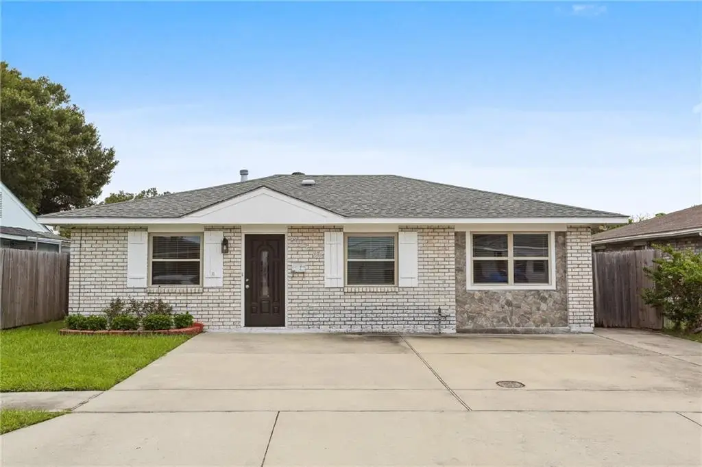 1105 Beechwood Drive, Harvey, LA 70058 - Image #1