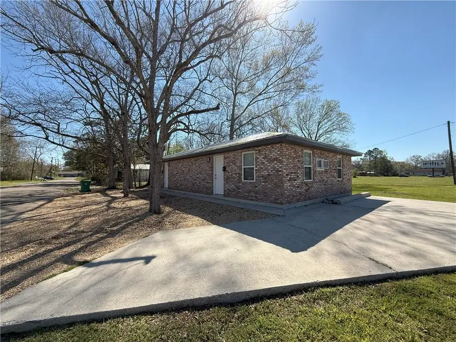800 E 5th Street, Bogalusa, LA 70427 - #2