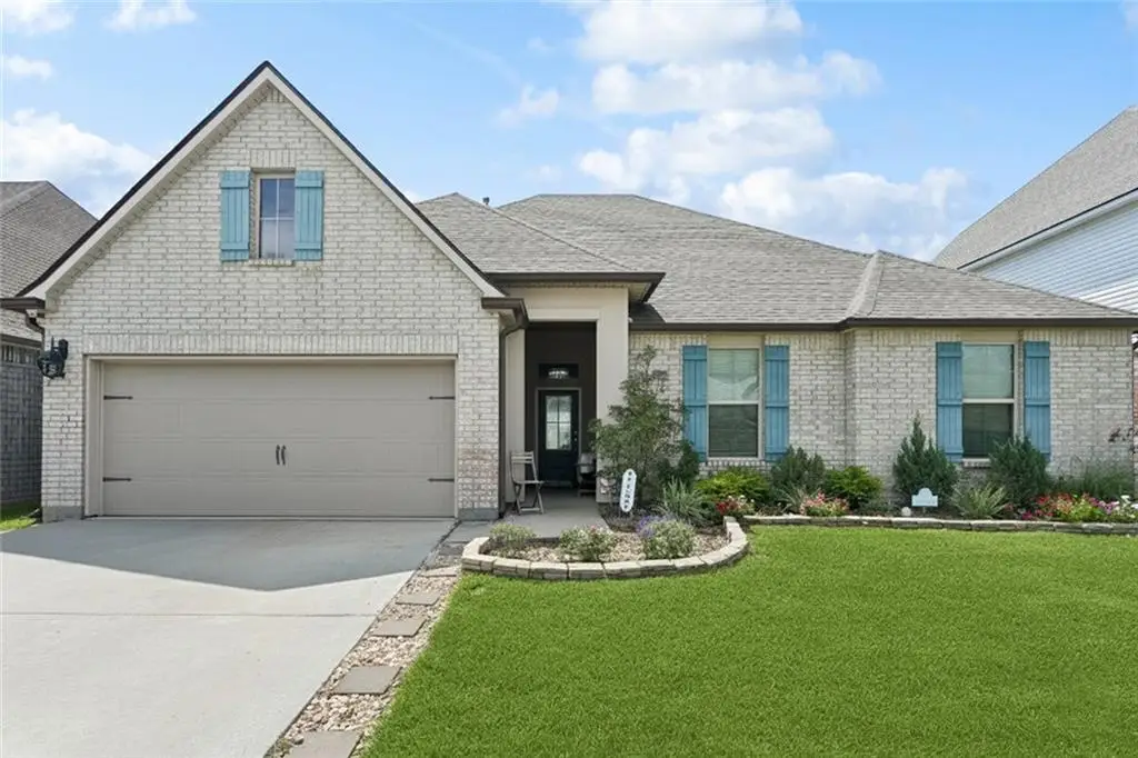 7825 Camellia Bud Court, Slidell, LA 70461 - Image #1