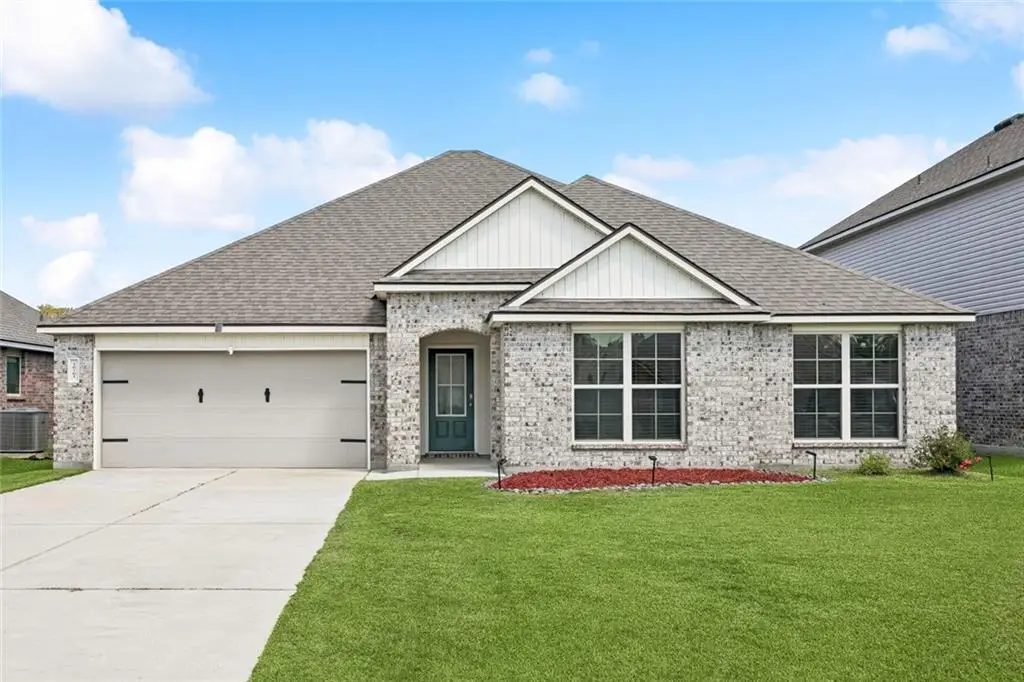 16761 Highland Heights Drive, Covington, LA 70435 - Image #1
