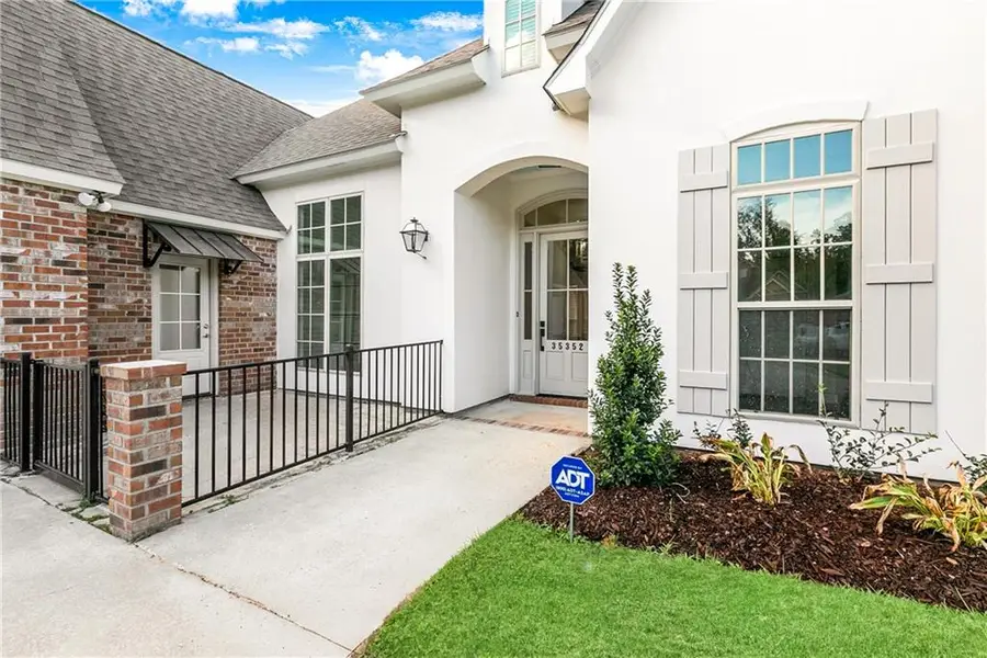 35352 Oak Haven Avenue, Geismar, LA 70734 - Image #2