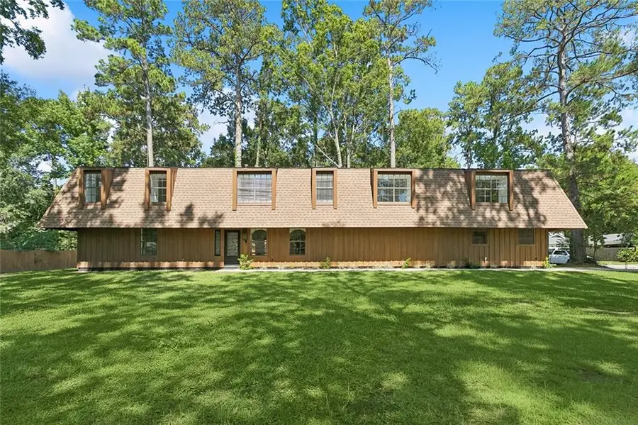 113 Laurelwood Drive, Covington, LA 70433 - #2