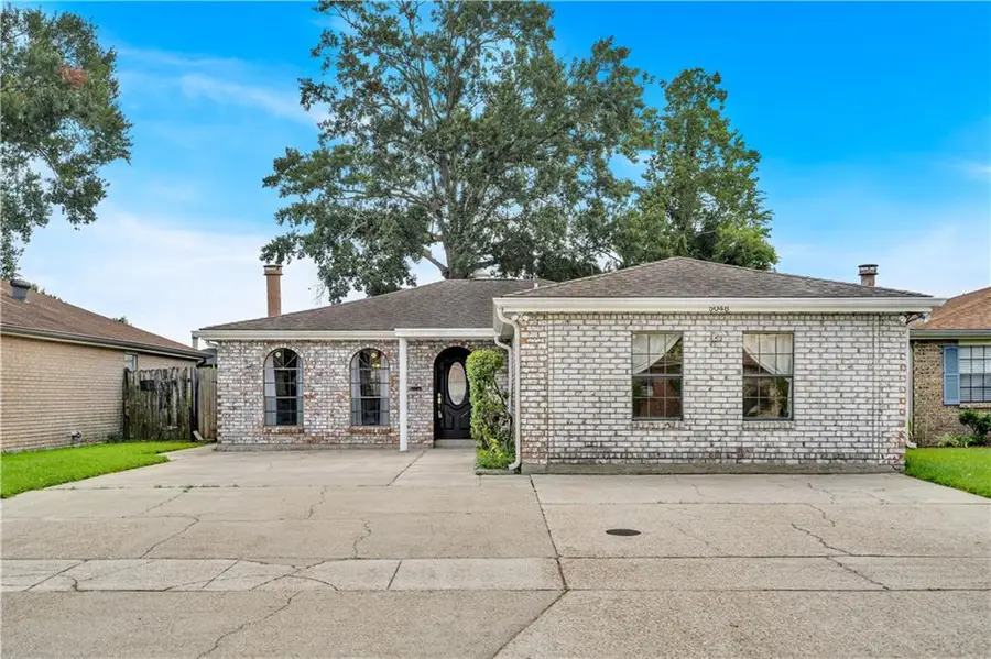 5048 Dueling Oaks Avenue, Marrero, LA 70072 - #2