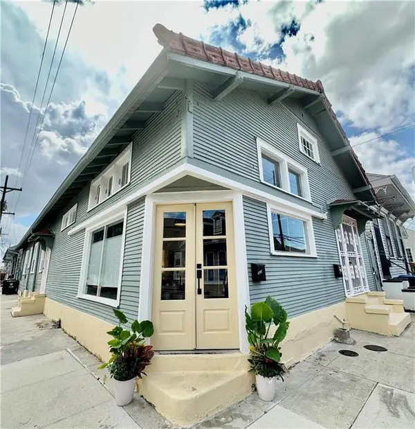 2632 Dauphine Street, New Orleans, LA 70117