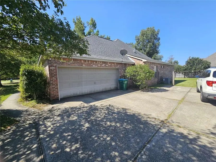 314 Red Maple Drive, Mandeville, LA 70448 - Image #2