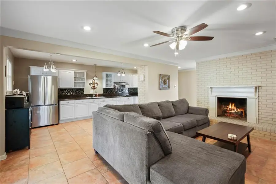 4920 Robin Hood Drive, New Orleans, LA 70128 - Image #3