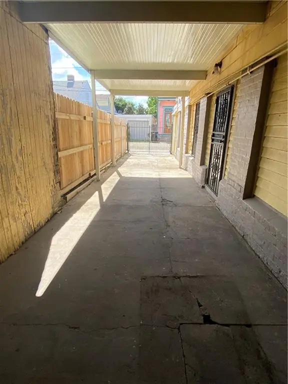 715 Harmony Street, New Orleans, LA 70115 - Image #2