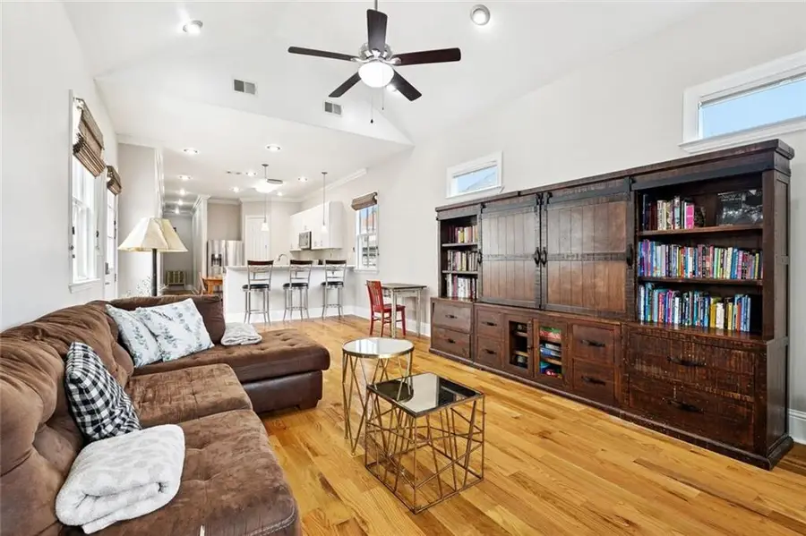 4117 S Robertson Street, New Orleans, LA 70115 - Image #3