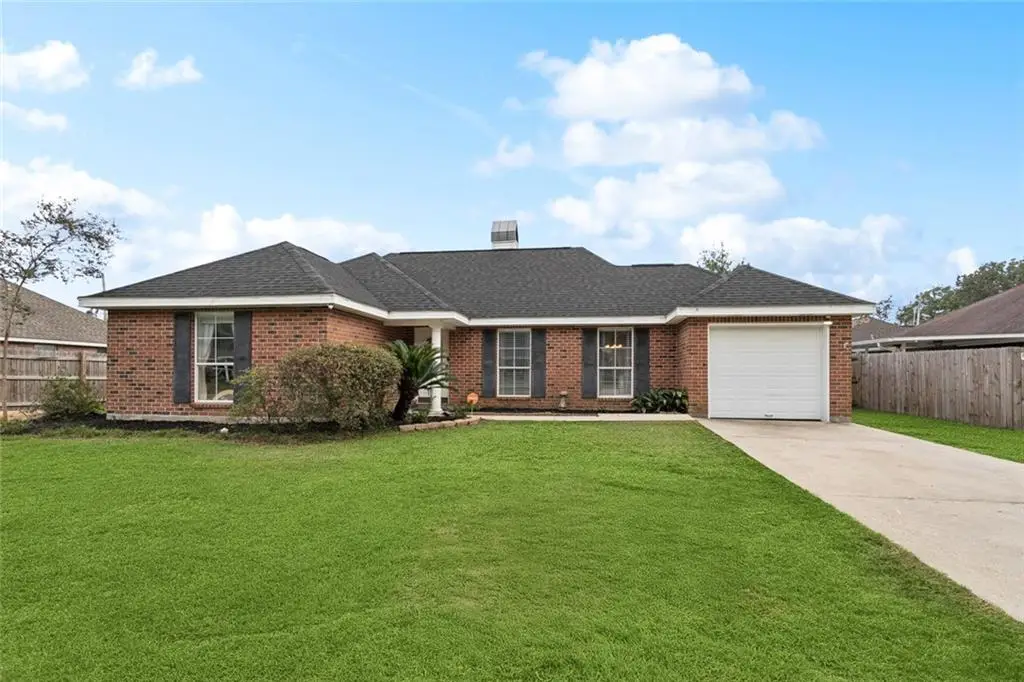 20344 Rue Jondolyn, Ponchatoula, LA 70454 - Image #1