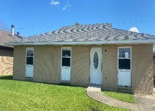 2312 Williamsburg Drive, Laplace, LA 70068
