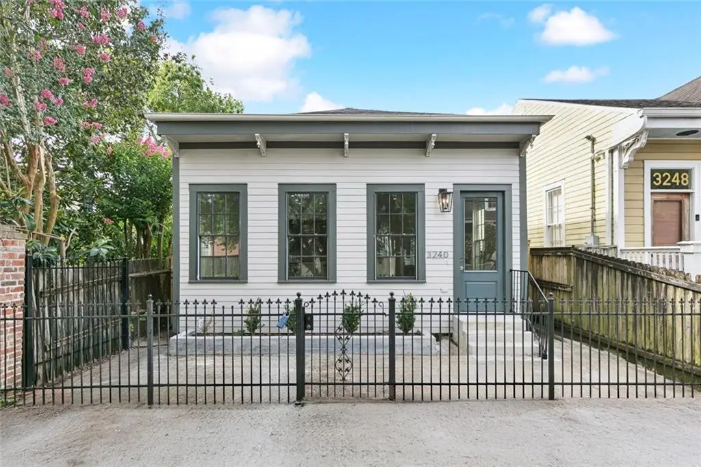 3240 Laurel Street, New Orleans, LA 70115 - Image #1