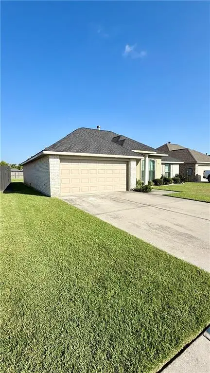 203 Tuscany Drive, Laplace, LA 70068 - Image #2