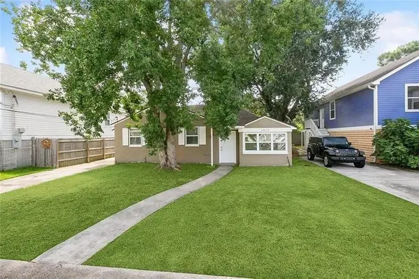 5823 Marigny Street, New Orleans, LA 70122