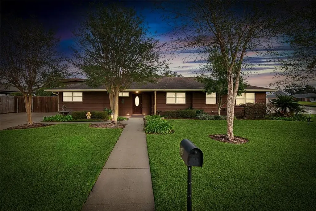 335 Saint Nicholas Street, Luling, LA 70070 - Image #1