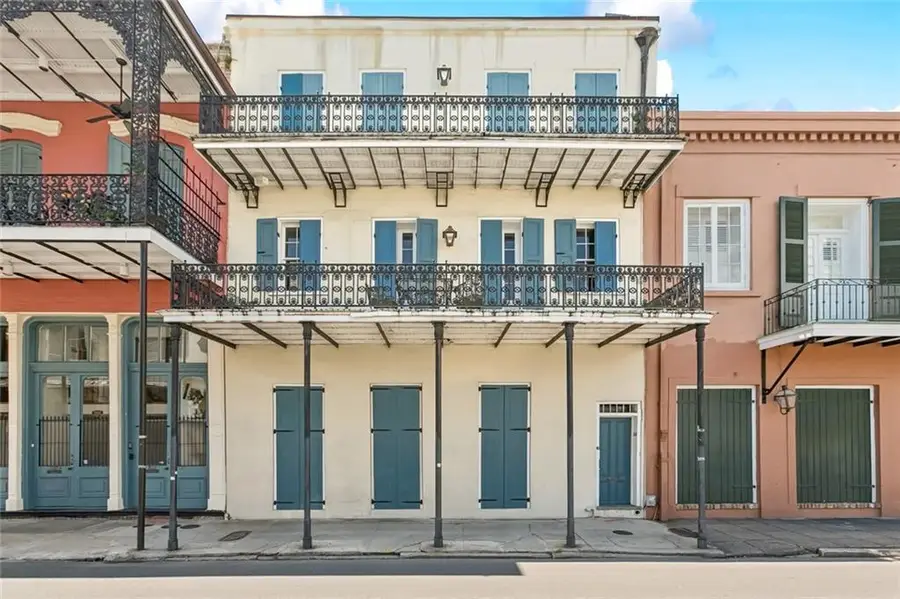 514 Ursulines Avenue, New Orleans, LA 70116 - Image #2
