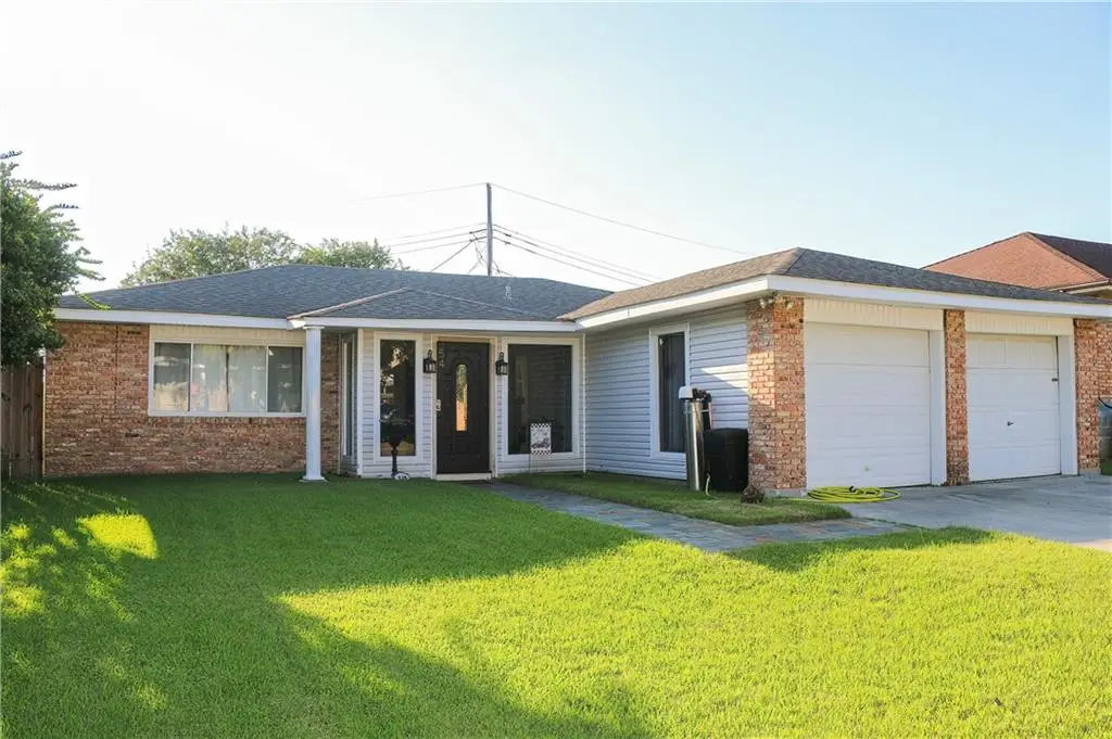 548 Diplomat Street, Terrytown, LA 70056 - Image #1