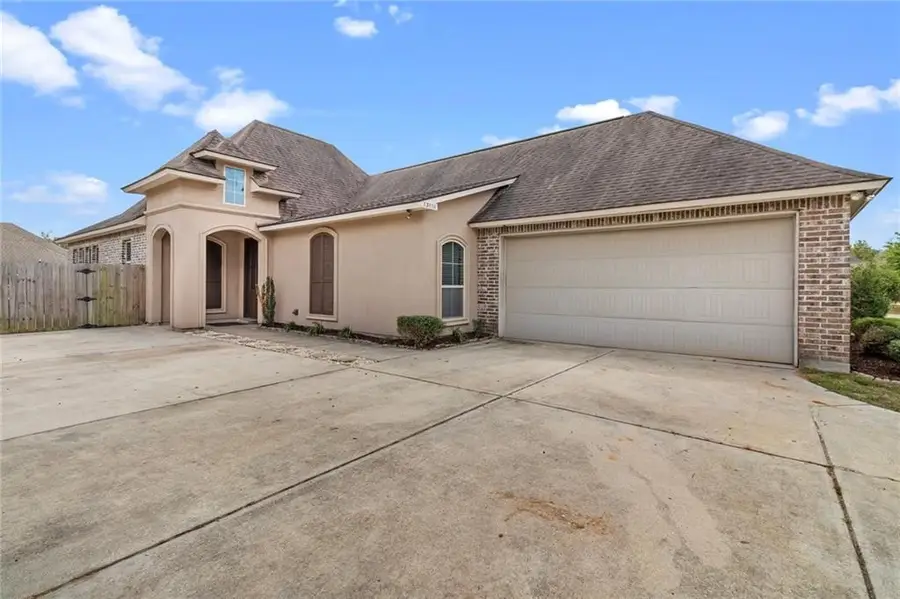 23558 Haven Boulevard, Ponchatoula, LA 70454 - Image #2