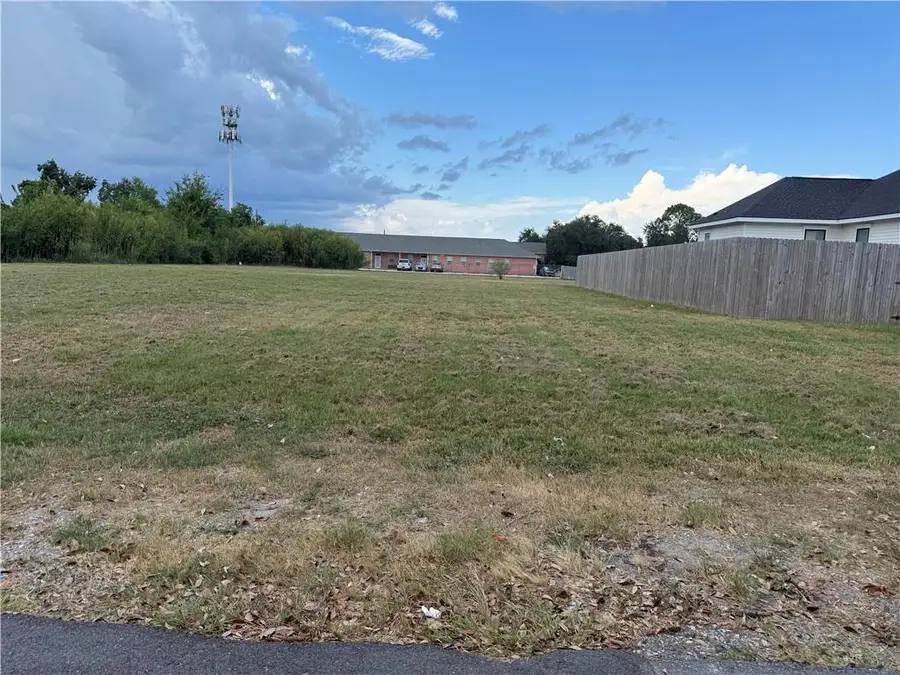 7939 Edgelake Court, New Orleans, LA 70126 - #2