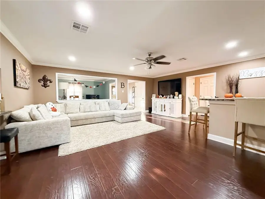 2633 Saturn Street, Harvey, LA 70058 - Image #2