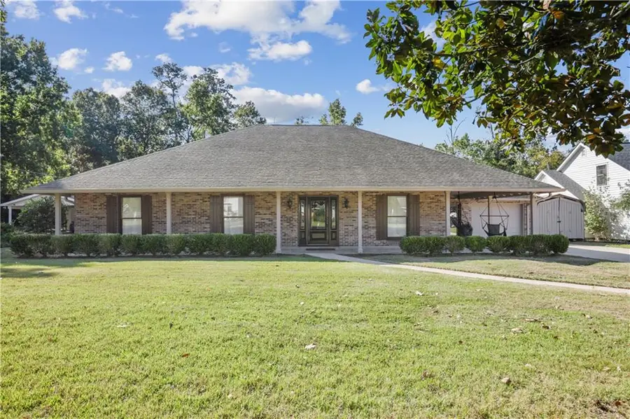 212 Spruce Street, Mandeville, LA 70471 - Image #2