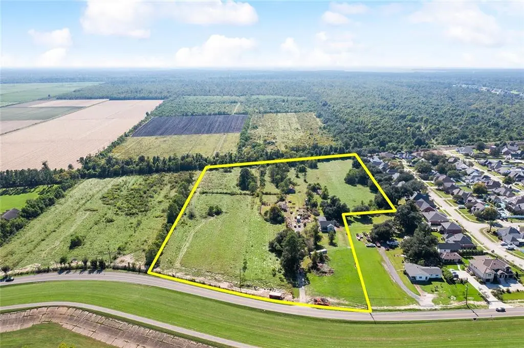 14341 River Road, Hahnville, LA 70057 - #1